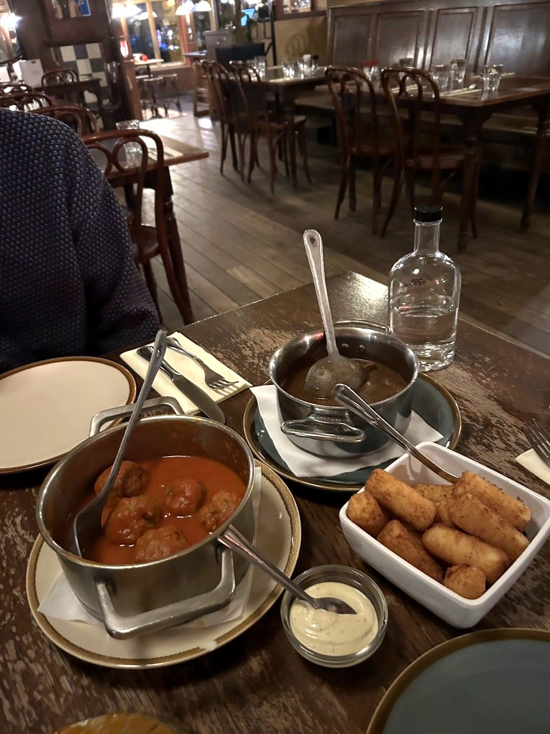 ベルギー料理、初めてのちゃんとした外食